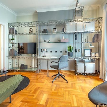 Superb 1Bd Apartment In The Heart Of Kolonaki By Upstreet アテネ エクステリア 写真