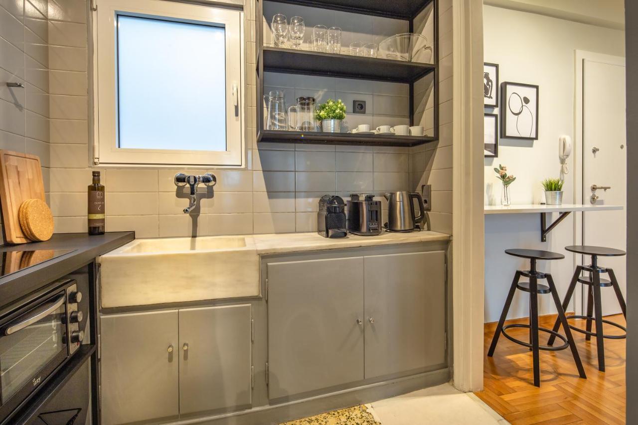 Superb 1Bd Apartment In The Heart Of Kolonaki By Upstreet アテネ エクステリア 写真